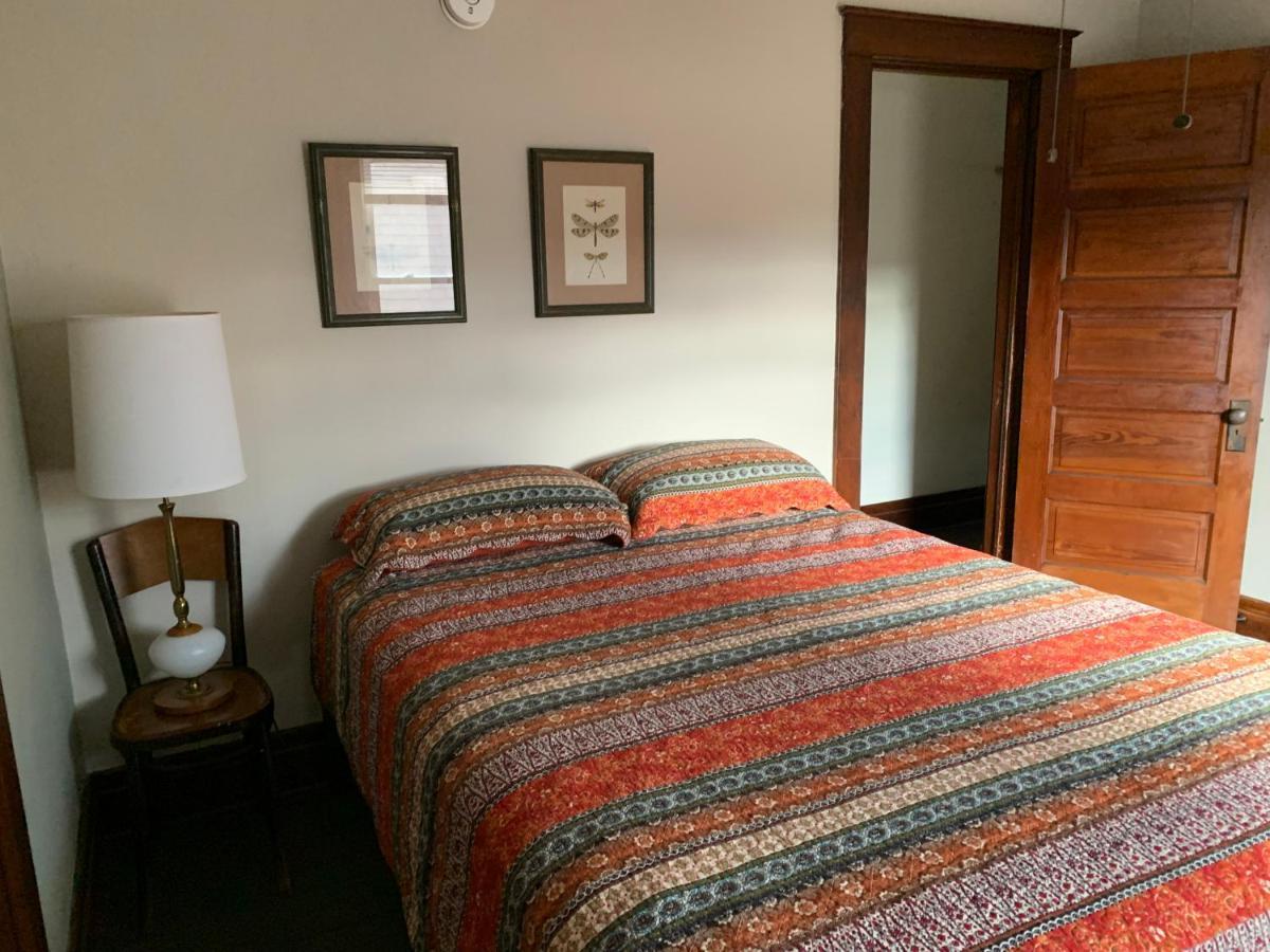 Red Brick Inn - Walk To The Falls, The Casino And All Downtown Restaurants ナイアガラフォールズ エクステリア 写真